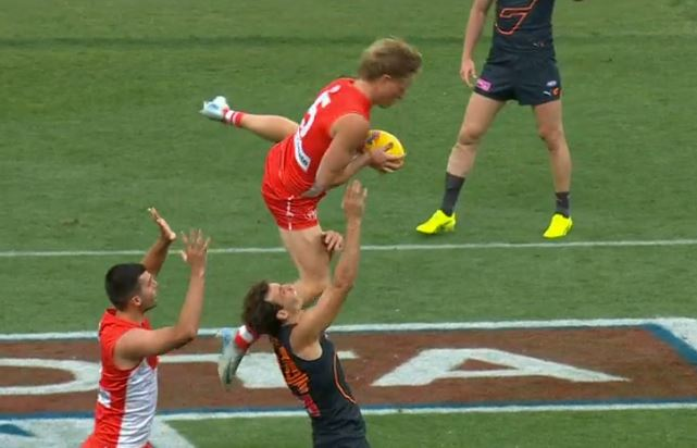 Triple M call of Isaac Heeney's ridiculous hanger