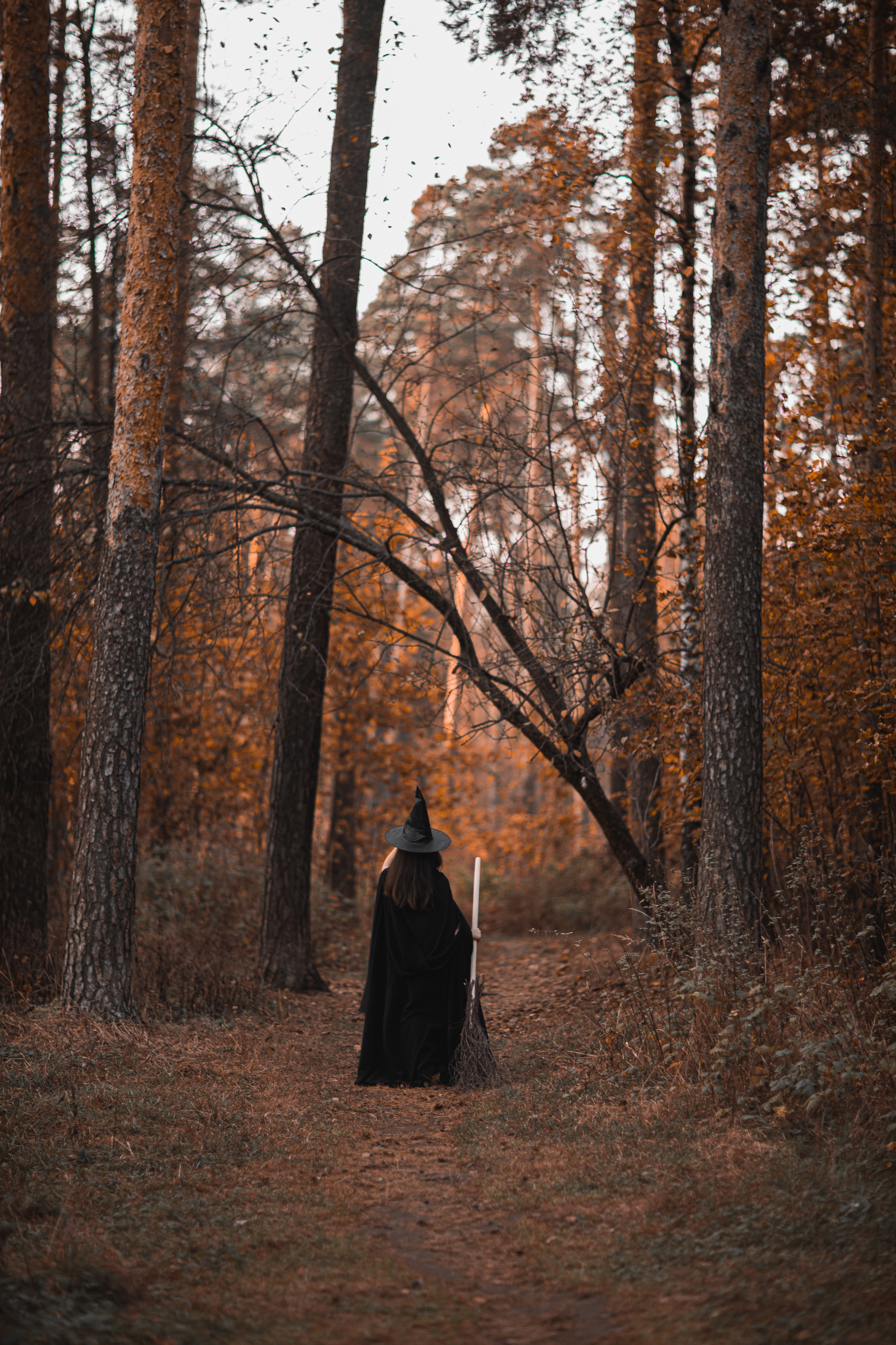 We Spoke To A Witch Who Debunked Everything You Think You Know About Witches!
