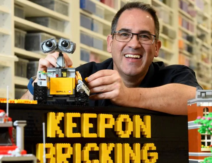 Ryan McNaught AKA BrickMan Talks Lego