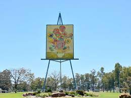 Emerald's Big Easel With Ken O'Dowd MP