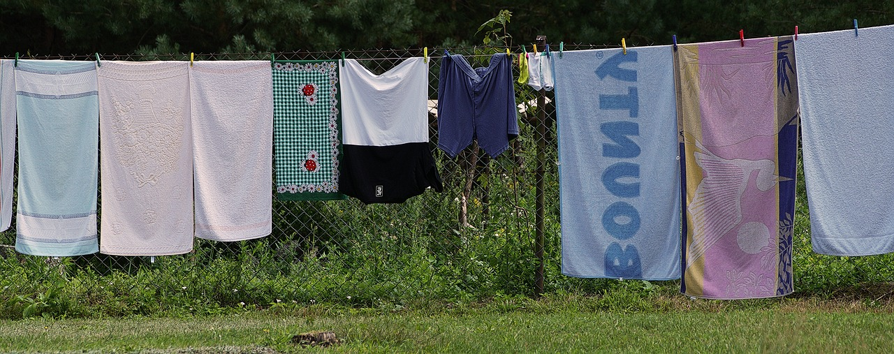 Should You Leave Washing On The Line Overnight In Nth Queensland? We Have Your Answers