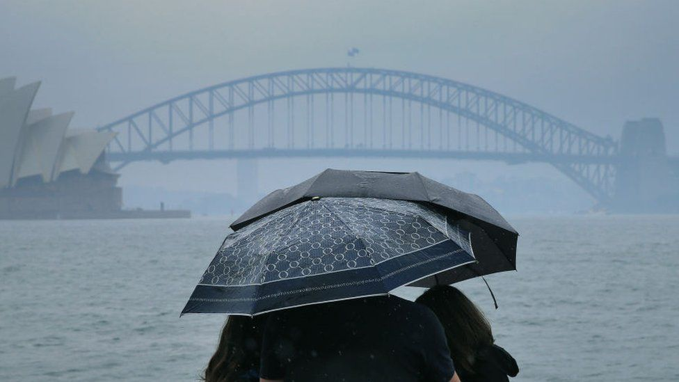 NSW braces for heavy rain and possible flash flooding