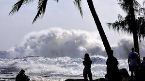 Ex cyclone Alfred stalls but more heavy rain expected to cause flooding.