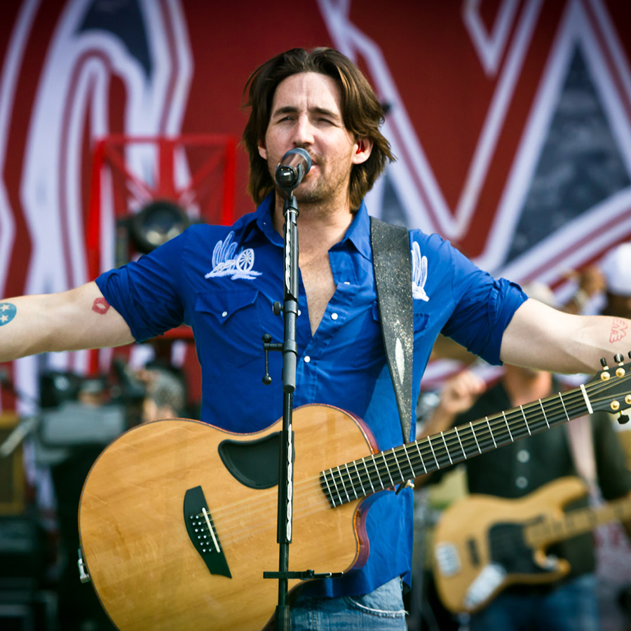 Jake Owen "We're All In This Together"