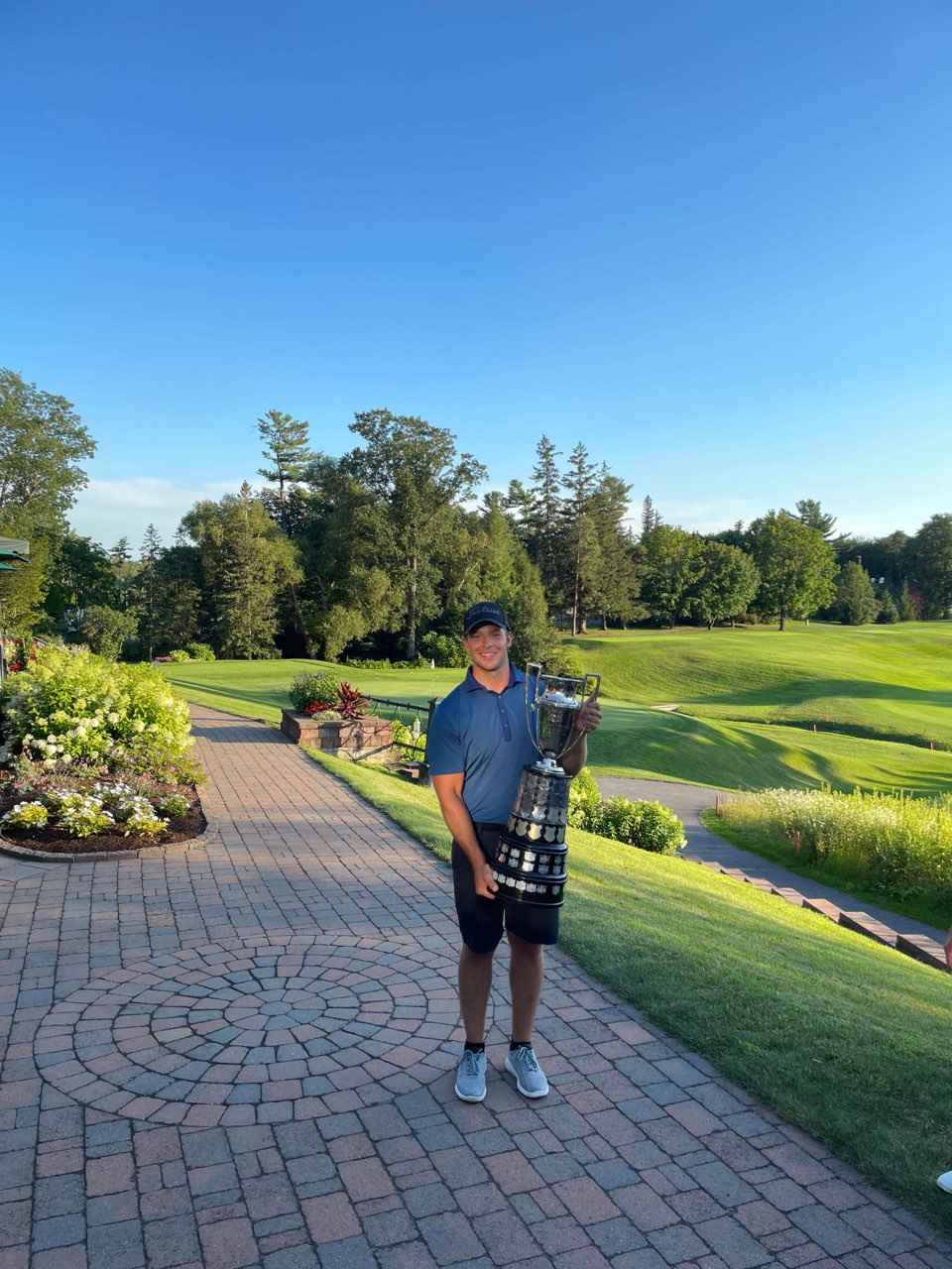 Entrevue - Stéphane Paré - Gagnant du tournoi de golf