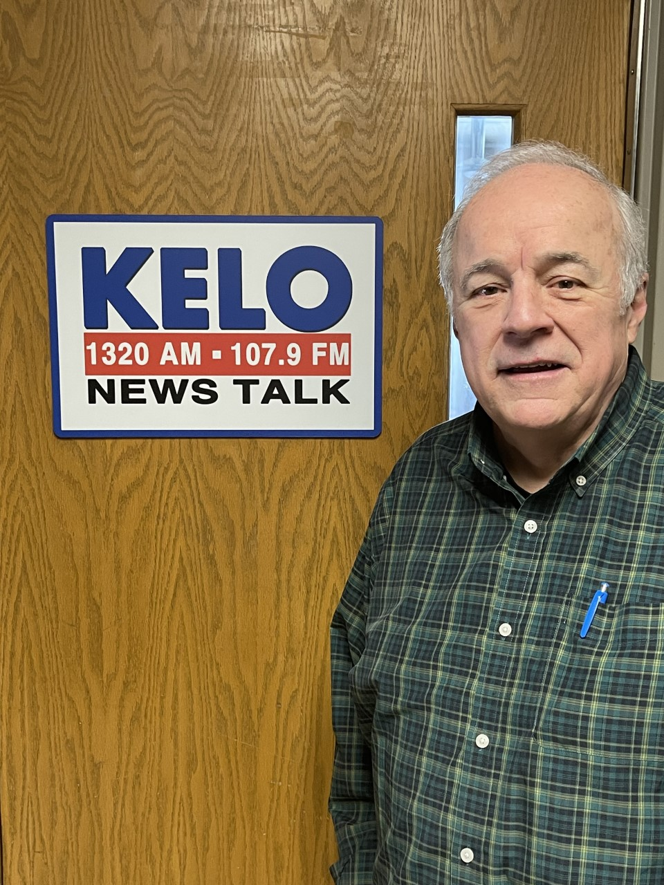 Long Time TV News Anchor Tom Rooney Joins News Talk KELO Radio