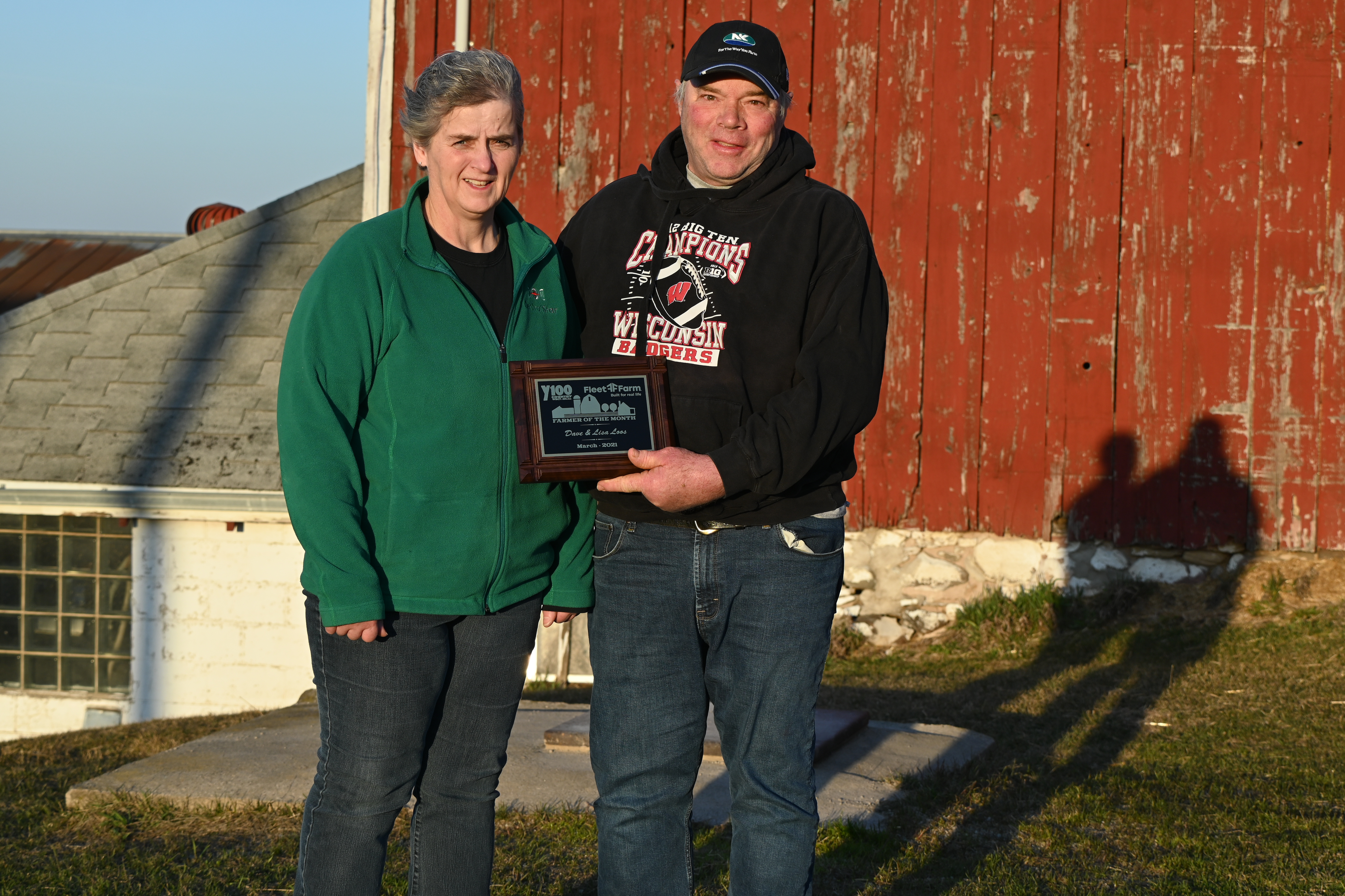 Farmers Of The Month: Dave & Lisa Loos