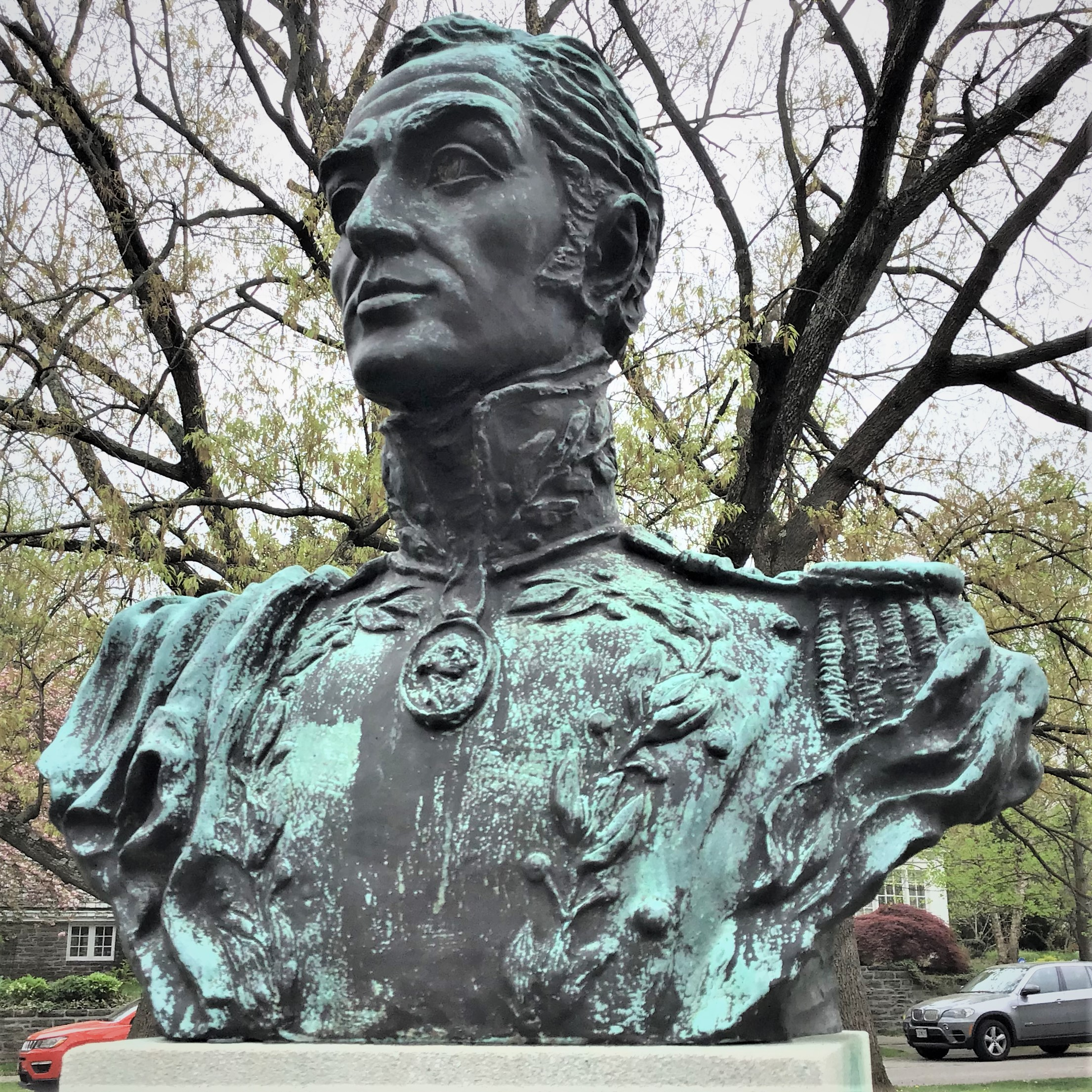 What’s With That Random Simon Bolivar Statue?