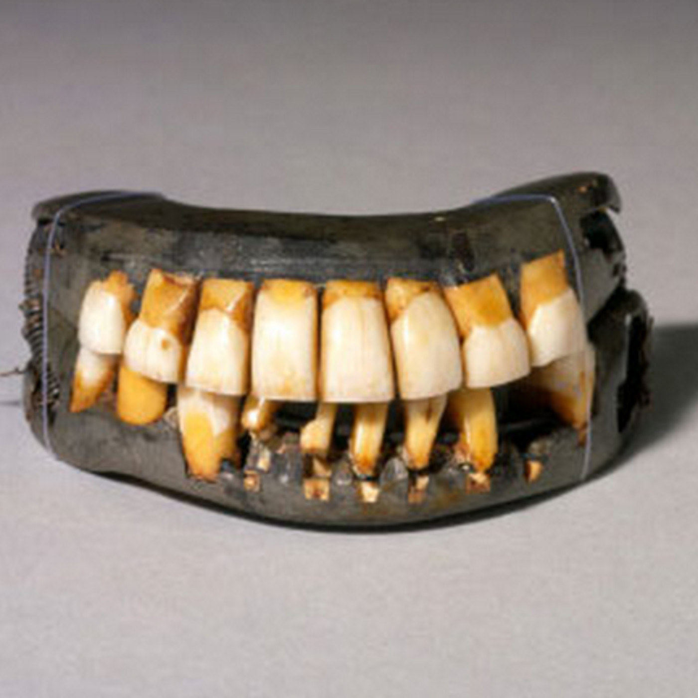 13 - Colonial Teeth