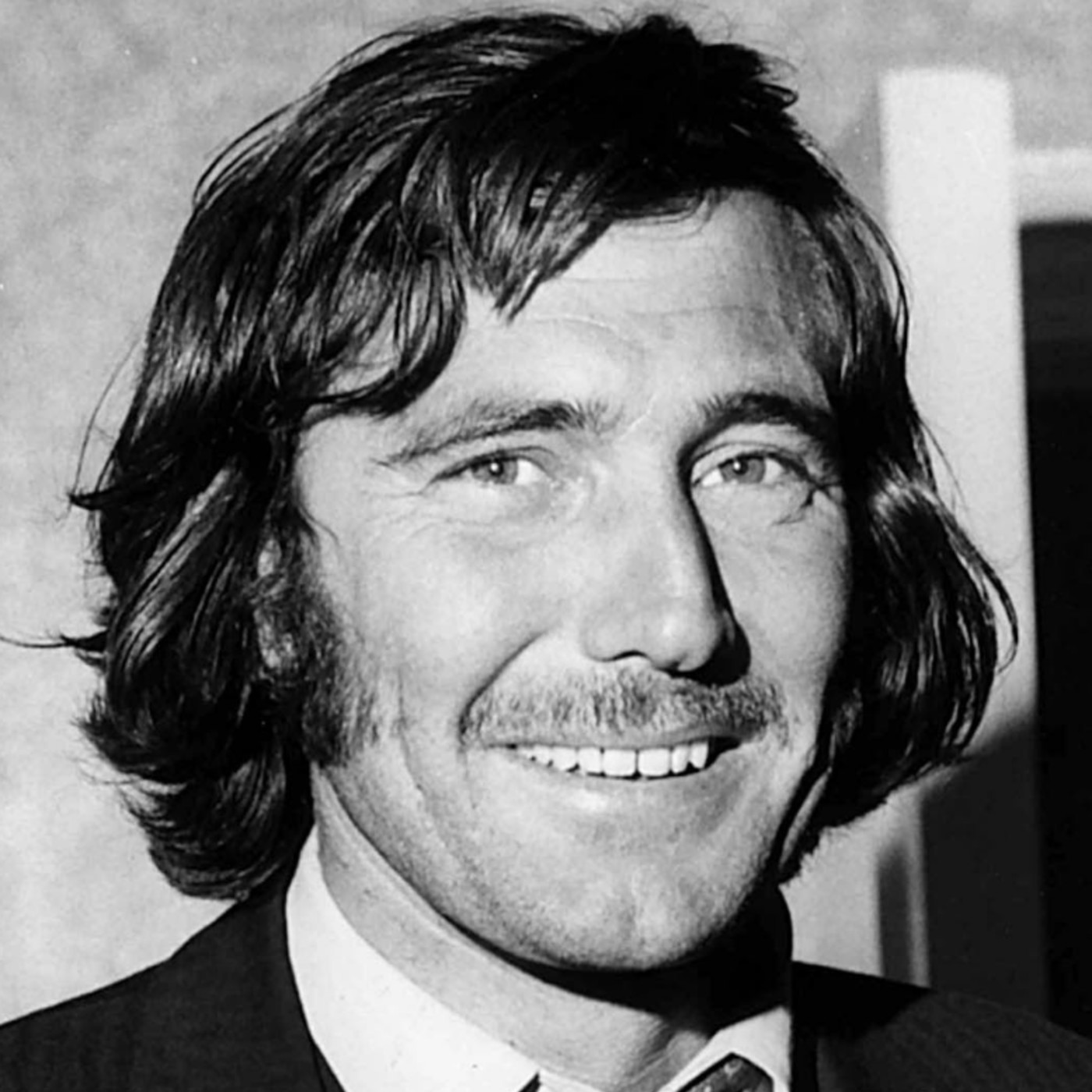 cover of episode 348 - George Lazenby (Reverse Dollop)