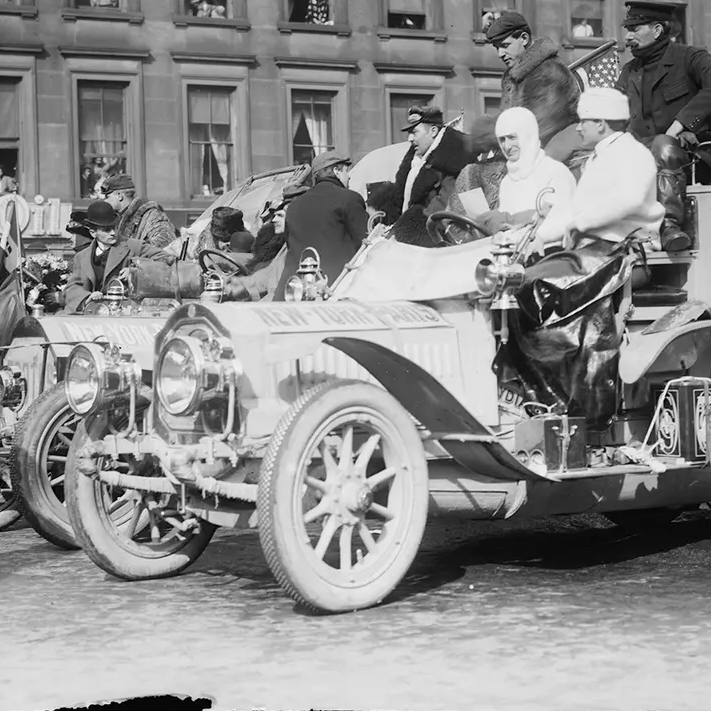 1908 New York to Paris Car Race (Live)