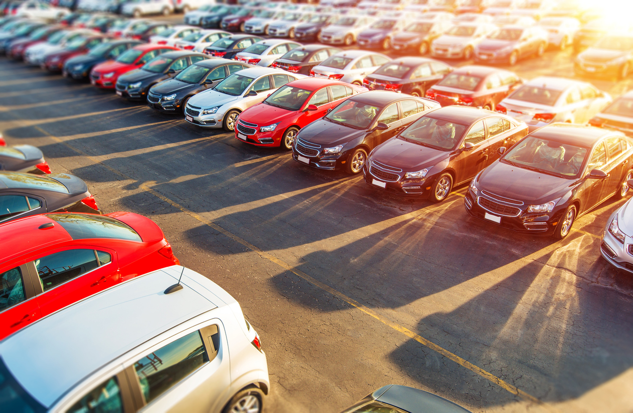 Car manufacturers want to move power away from dealerships