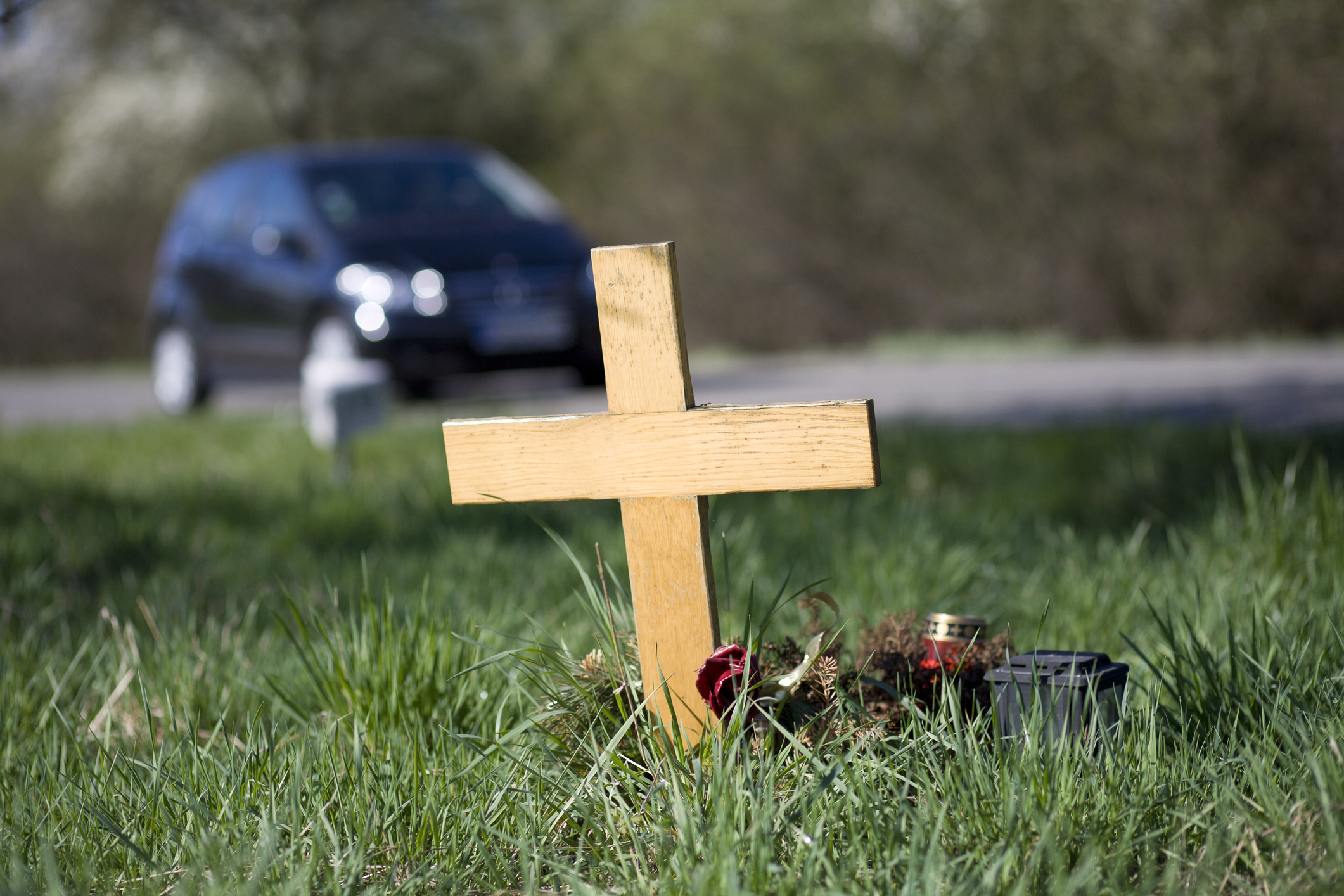 'Horrific' rising road toll leaves Queensland police at a loss