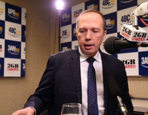 Dutton blames Bill Shorten for rise in people smuggling