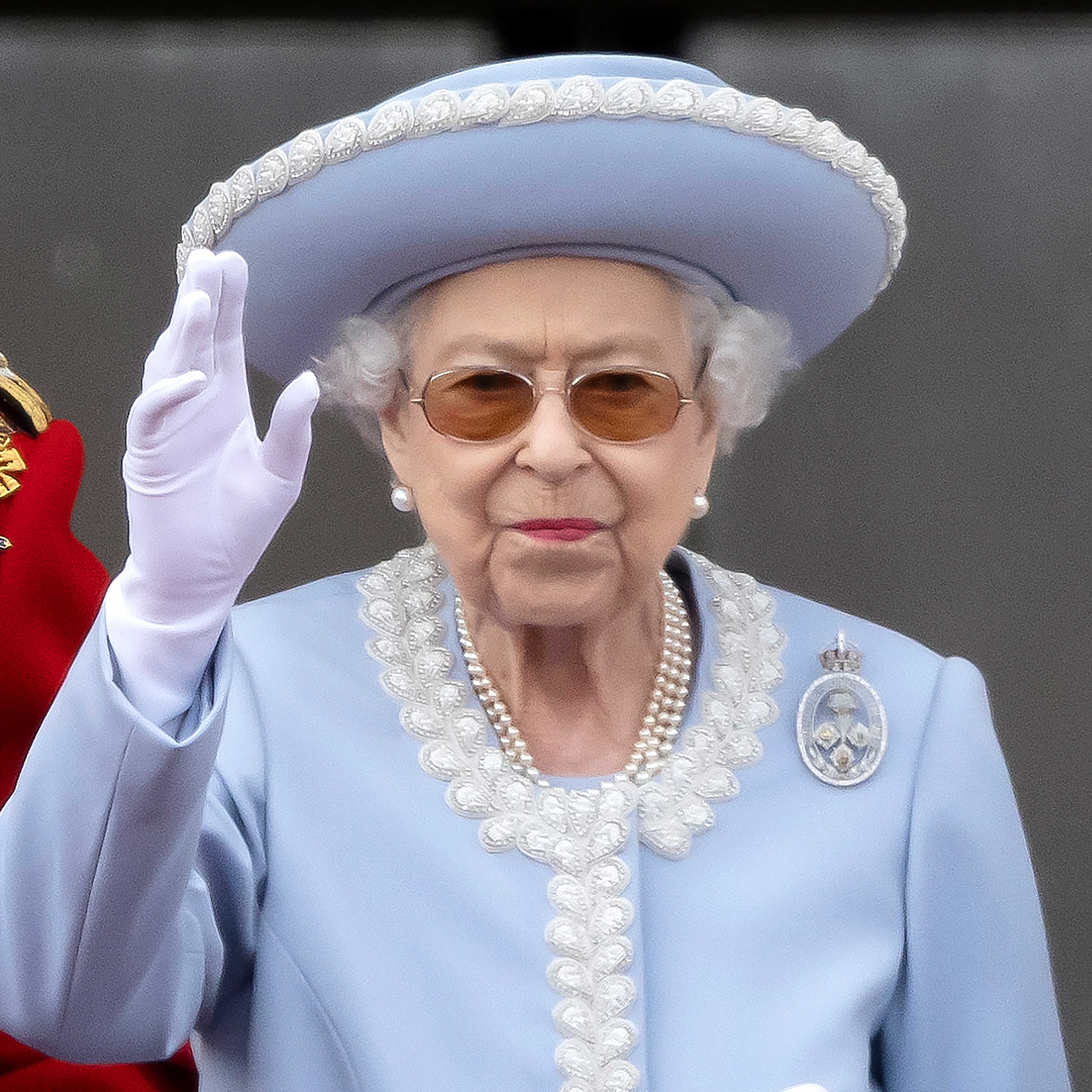 Queen withdraws from Jubilee service after 'fantastic' first day of celebrations