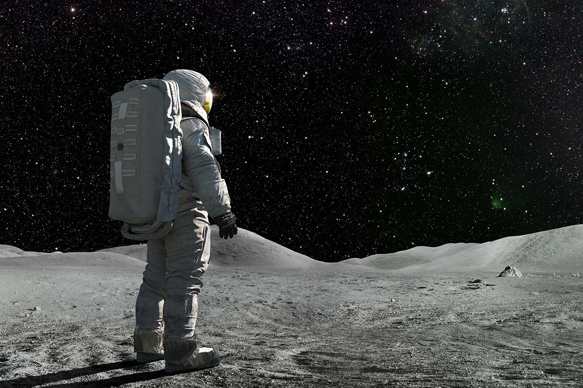 NASA official claims astronauts will be living and working on the moon by 2030