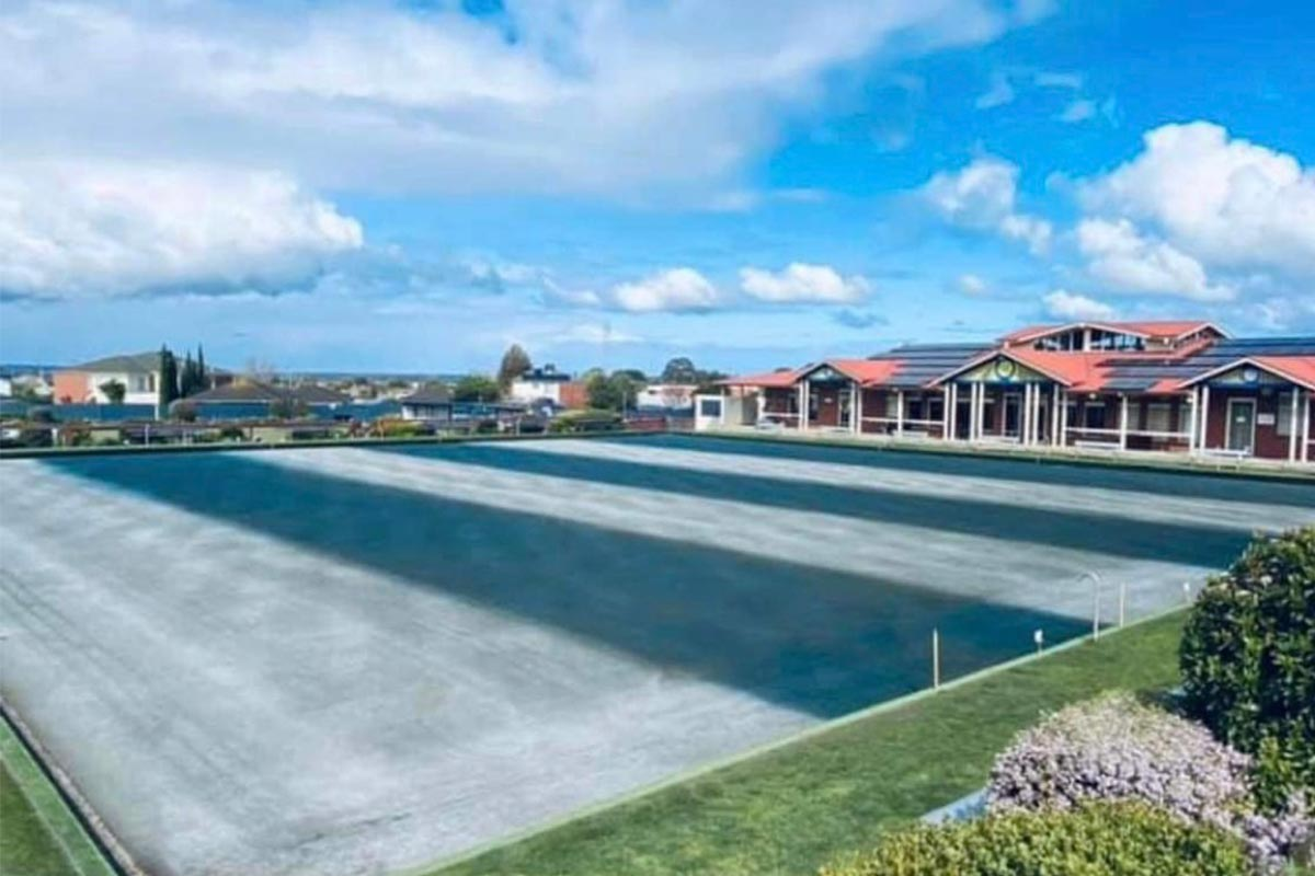 Greenkeeper paints bowling green blue and white (without telling the bowls club)