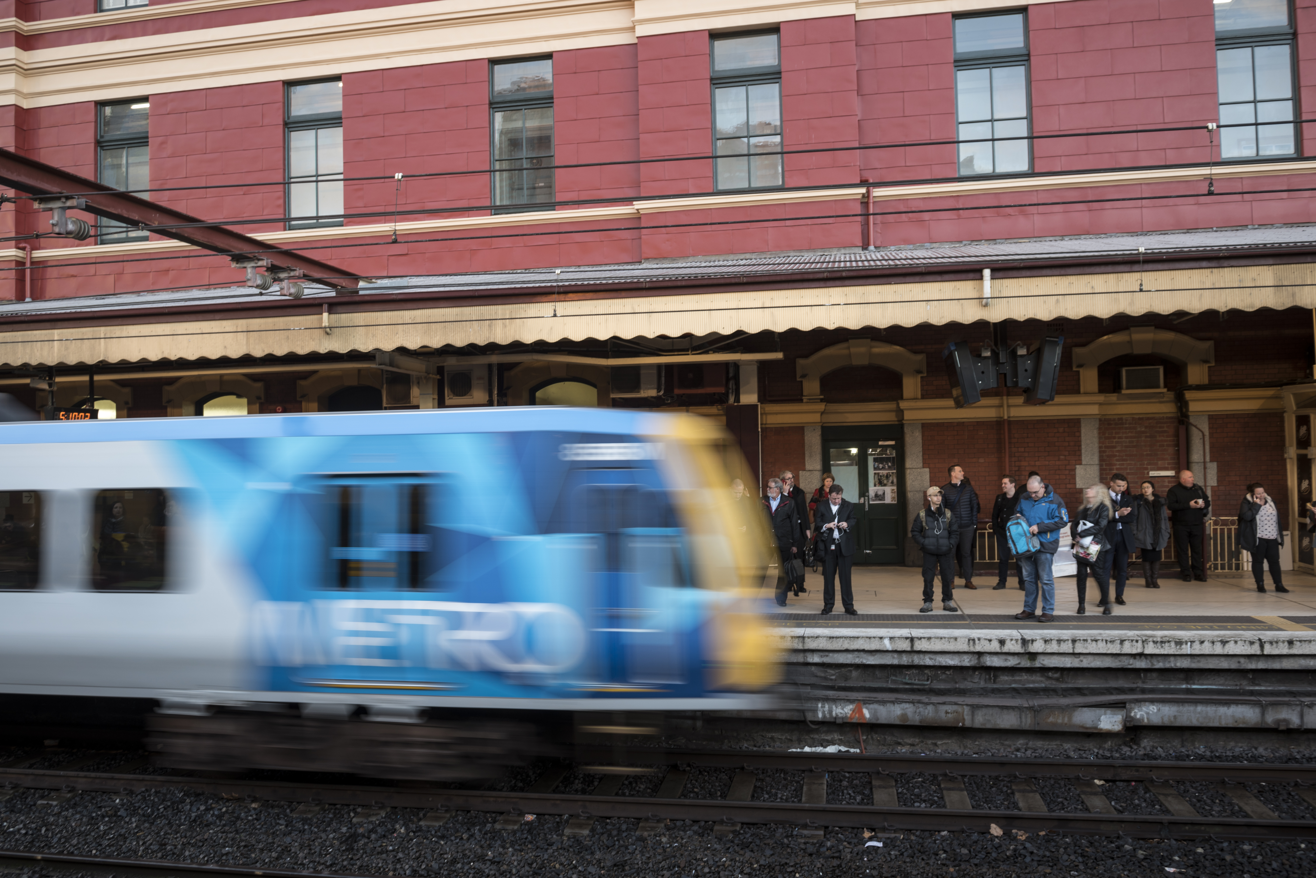 Police launch new text line to fight crime on public transport