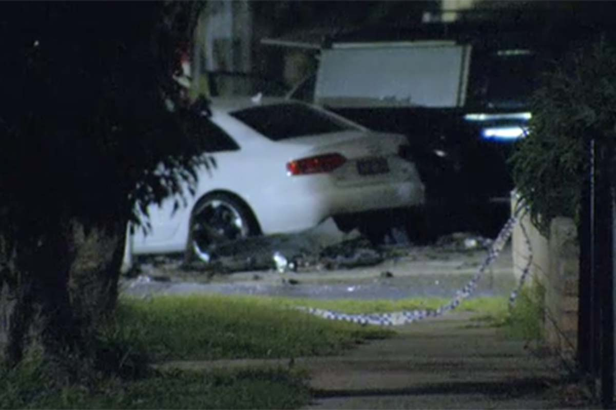 People seen running from scene after fatal crash in Melbourne's west