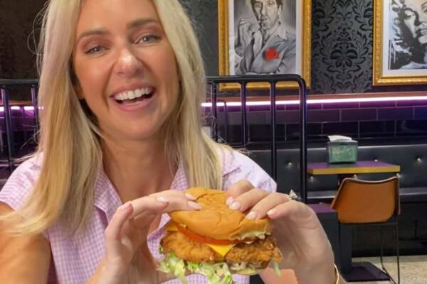 Jacqui Felgate reviews the world's best-selling chicken burger