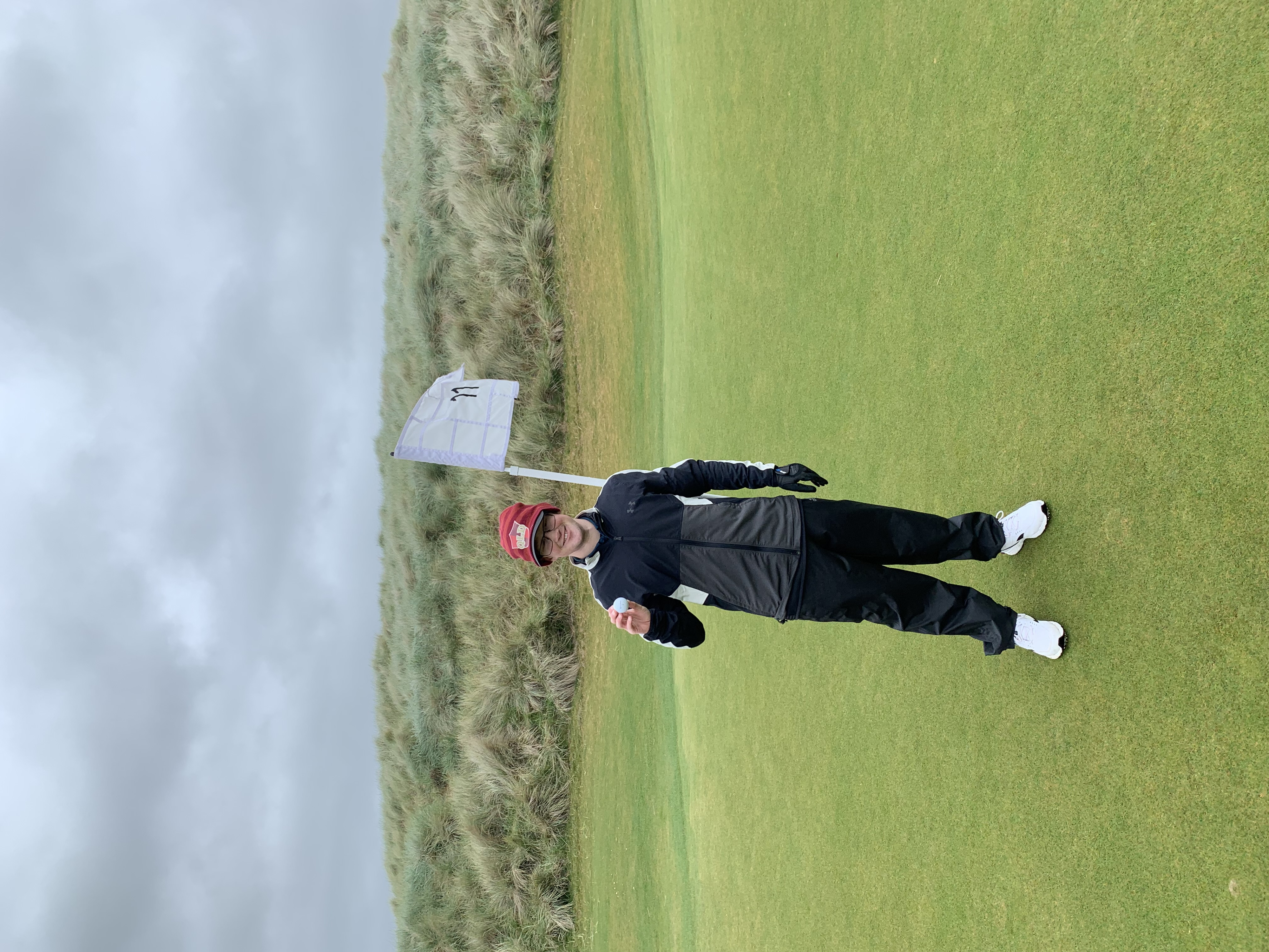 Father and son achieve incredible golfing feat