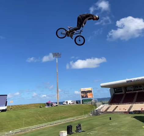 Daredevil New Zealander to attempt world record feat tomorrow