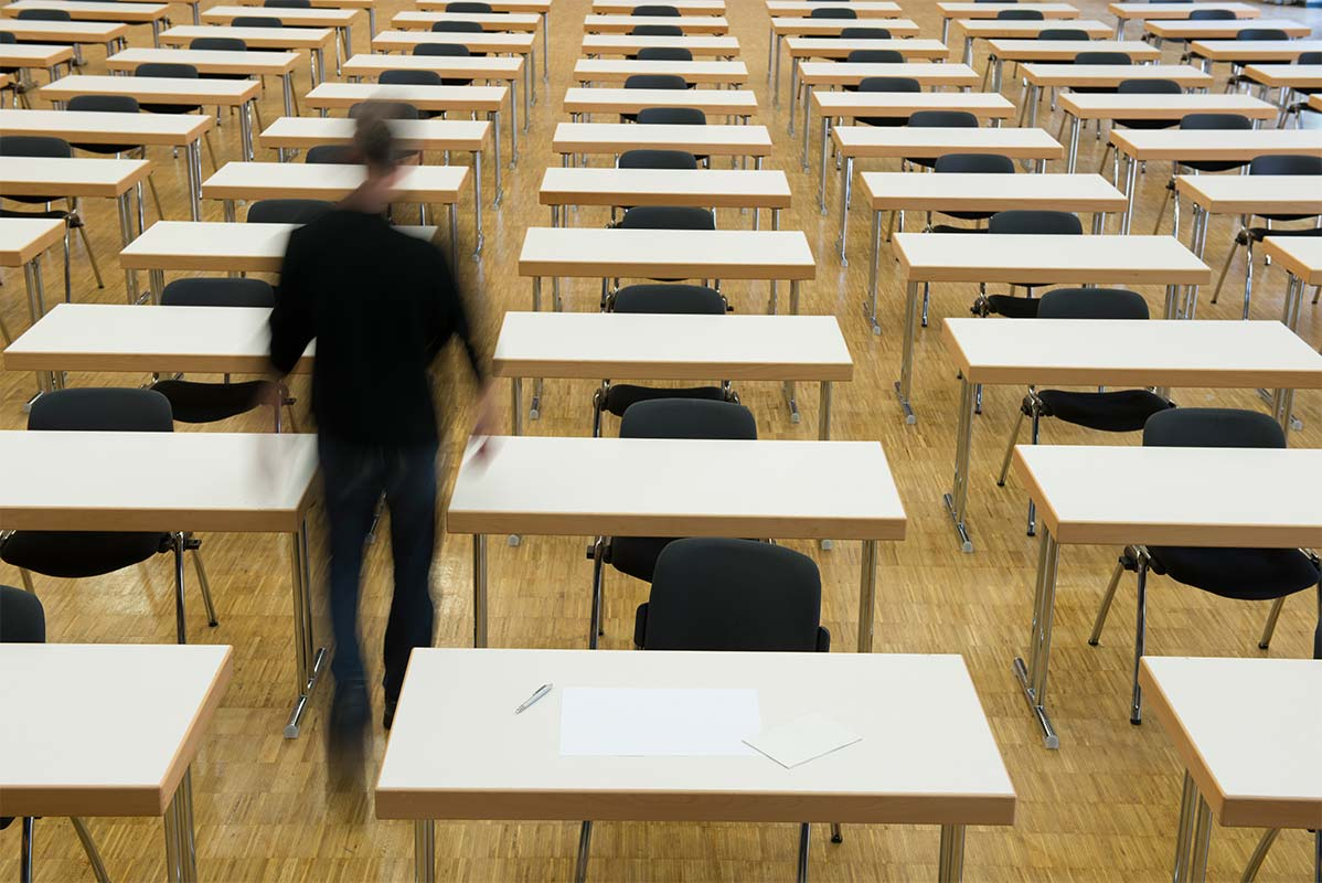 More than 40,000 Victorian students to begin VCE exams today