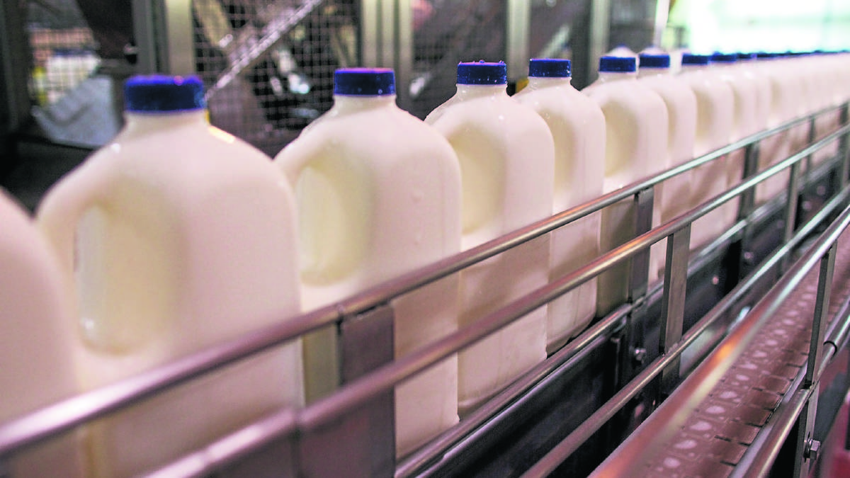 Overseas milk supply dwindling