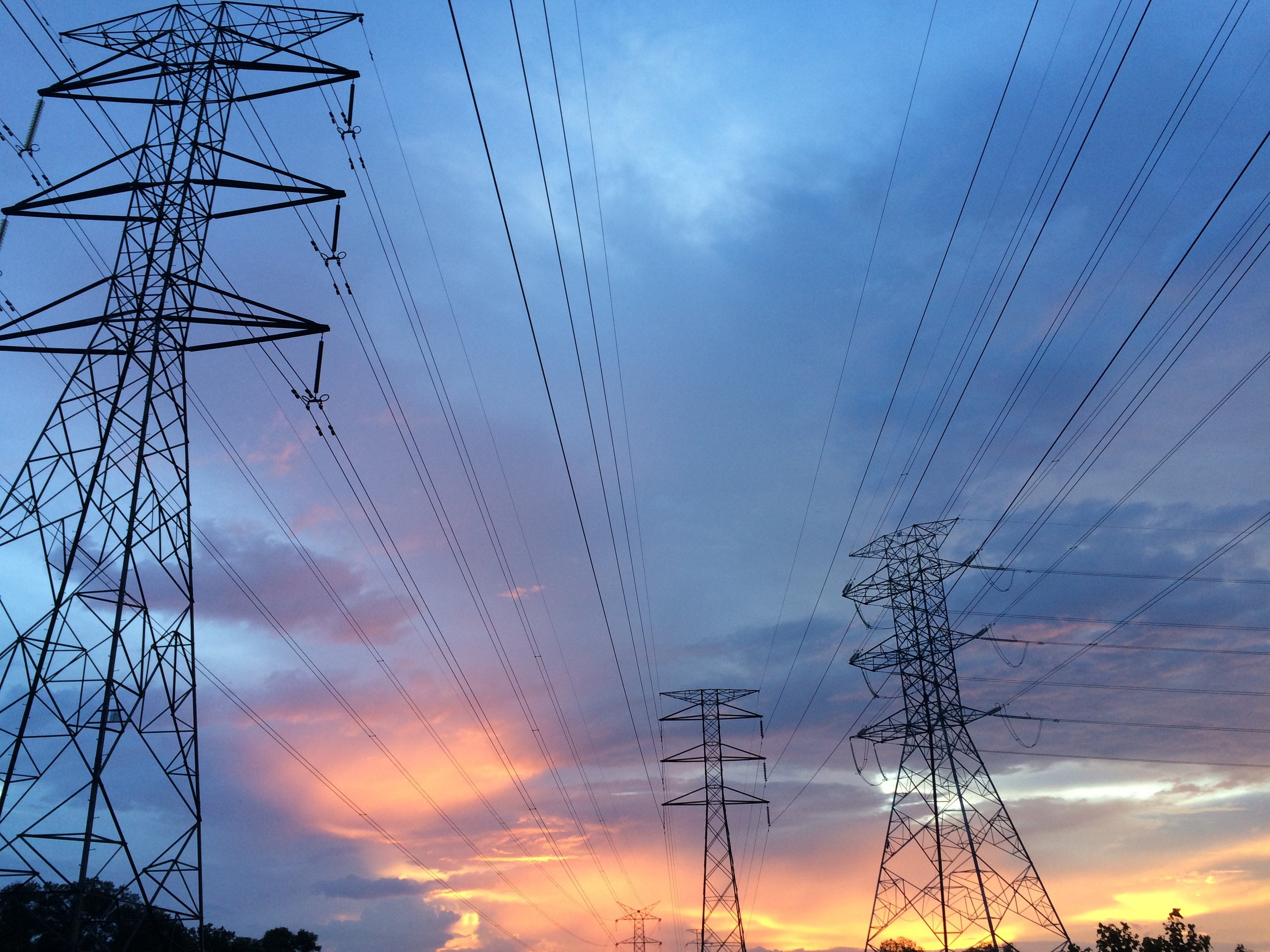 Alternative flagged to divisive energy transmission projects