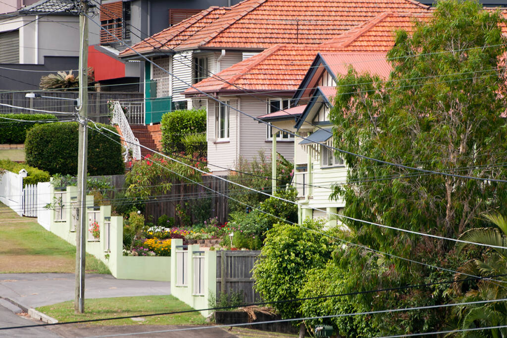 Brisbane tenants warned of rent hikes amid 'landlord's market'