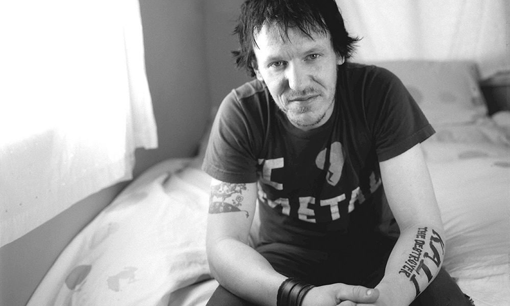 Elliott Smith: quem canta, os seus males aproxima?