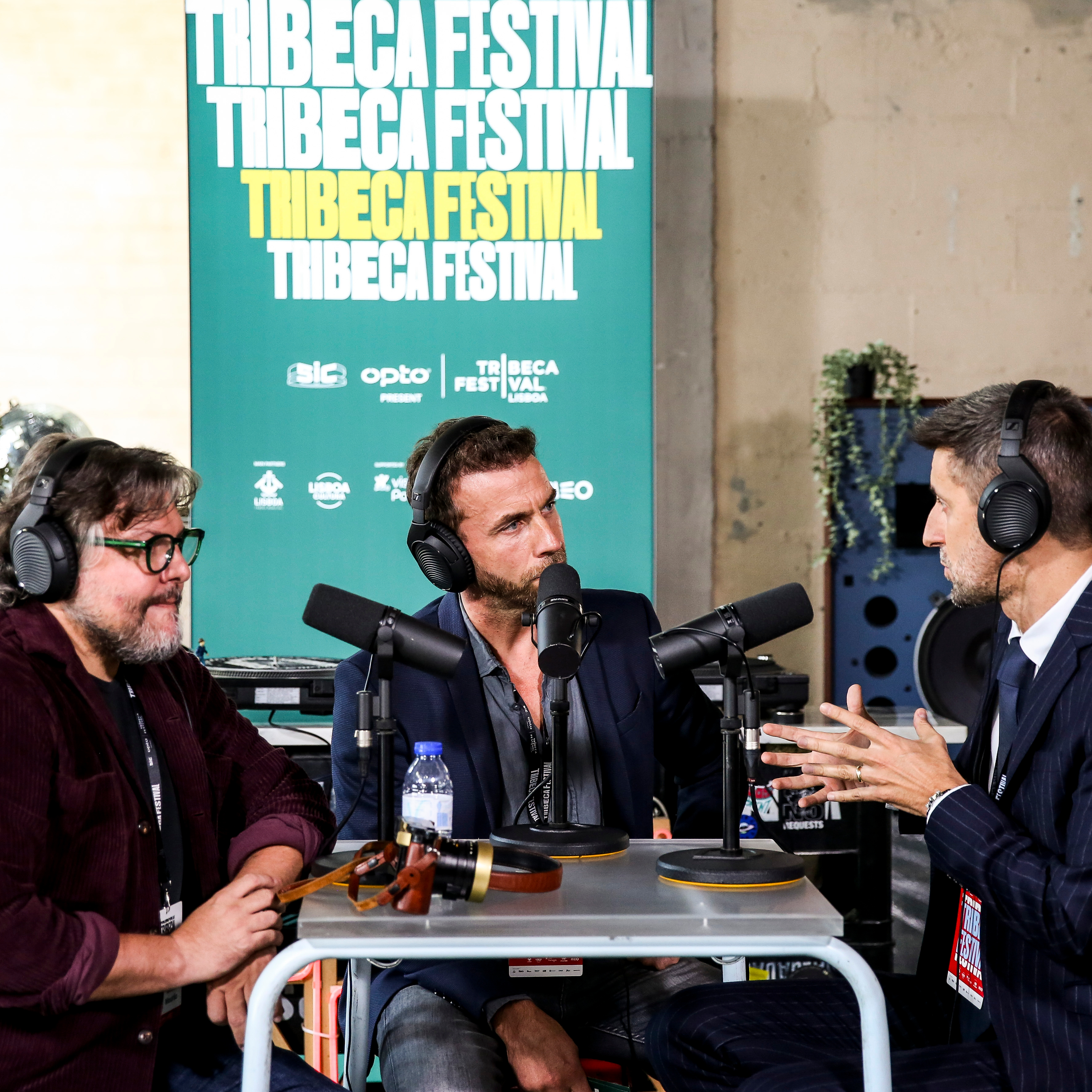 Especial ao vivo no Tribeca com César Mourão e Daniel Oliveira: “A nossa mais valia é saber contar histórias de Portugal como mais ninguém, seja 'Rabo de Peixe' ou a 'Esperança'”