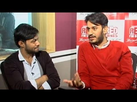 RJ KISNA & ASHISH TALK TO PHONE CALLER AMREET KAUR