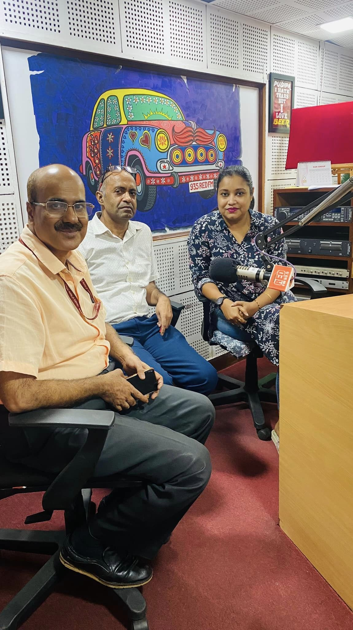 Rj Smita talks to Mr K.N Rai &  Mr Pandey Vijay Bhushan about Cyber Security Month October  on Mng no1.