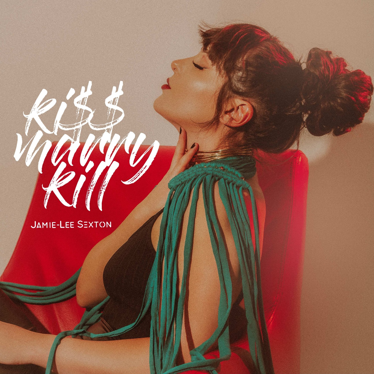 Spotlight SA: Rising Star, Jamie-Lee Sexton, Unleashes Her New Track "KI$$ MARRY KILL"