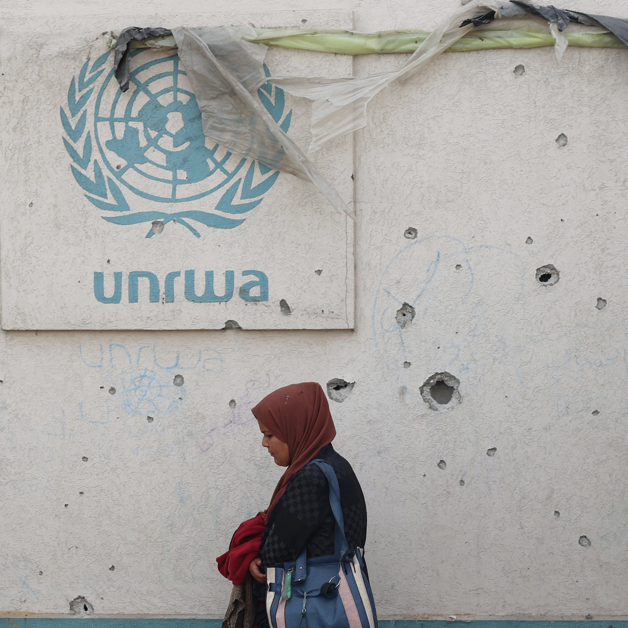 Day 389 - If UNRWA leaves Gaza, what would fill the vacuum?