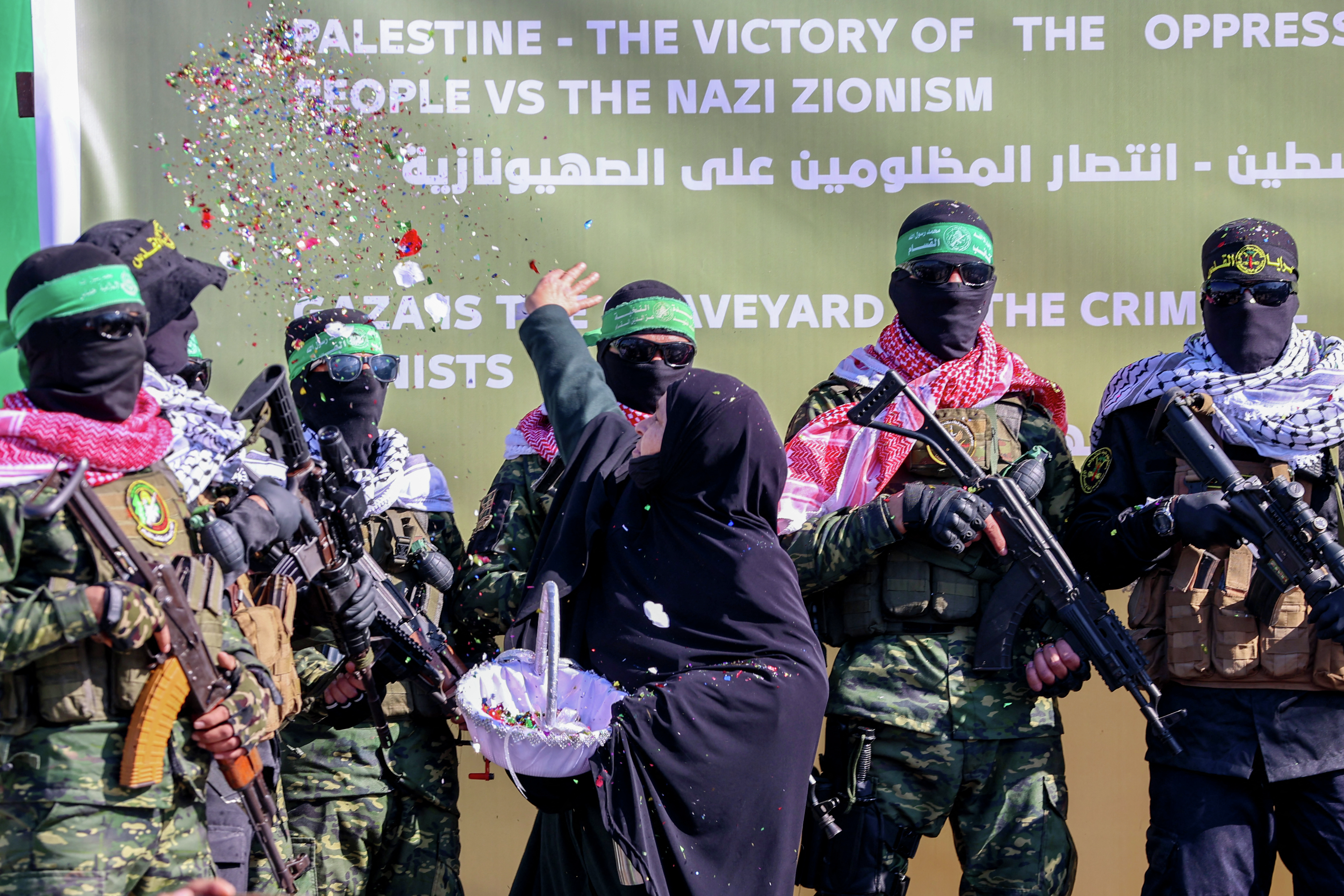 Day 477 - Amid Hamas pomp, 4 female soldier hostages released - podcast episode cover