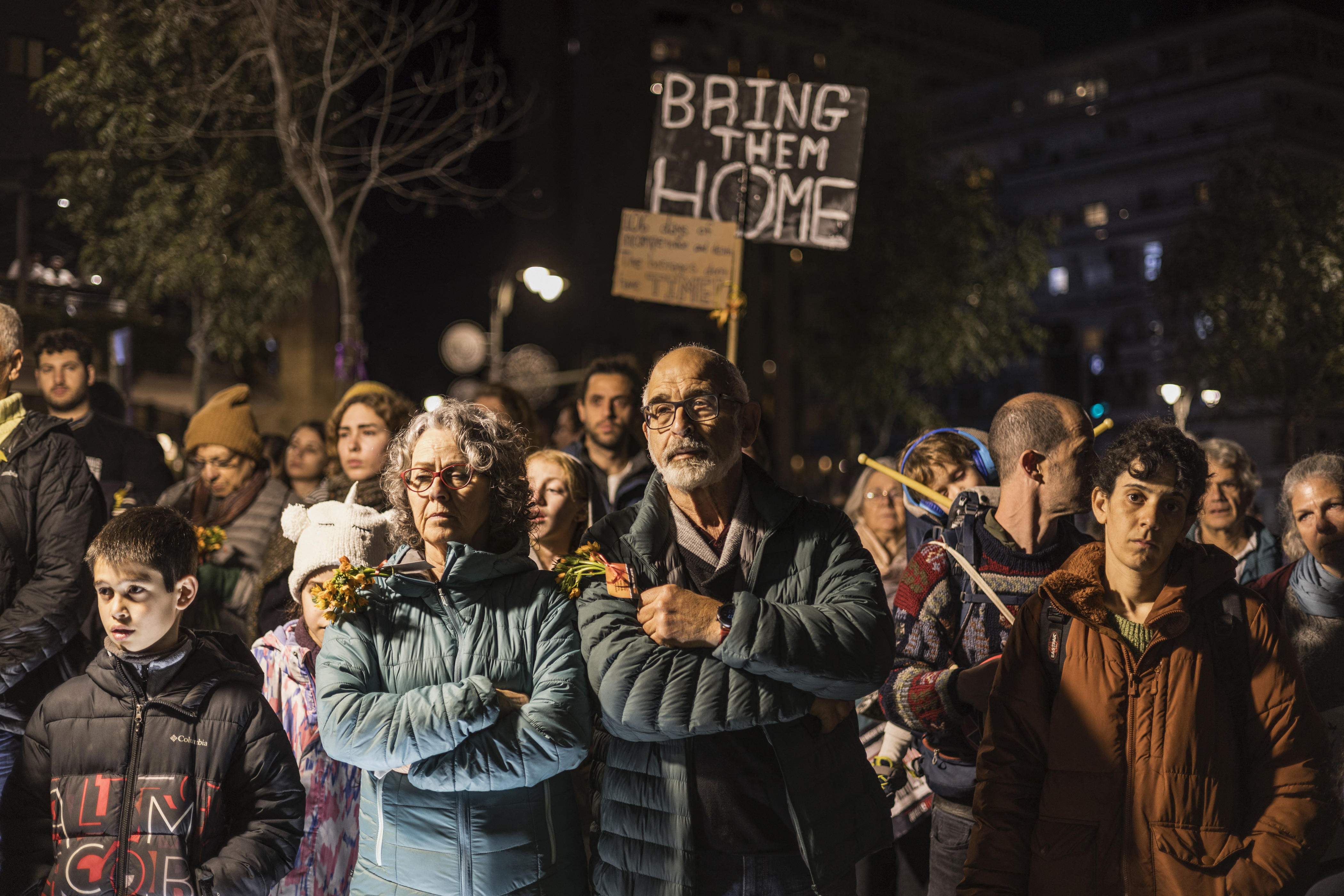 Day 107 - In first since war, anti-PM protests restart in Jerusalem - podcast episode cover