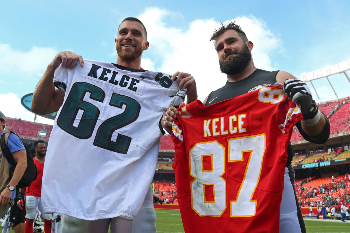 Chiefs Wire Podcast: A must-win game in Philadelphia vs. Eagles | 9-30-21