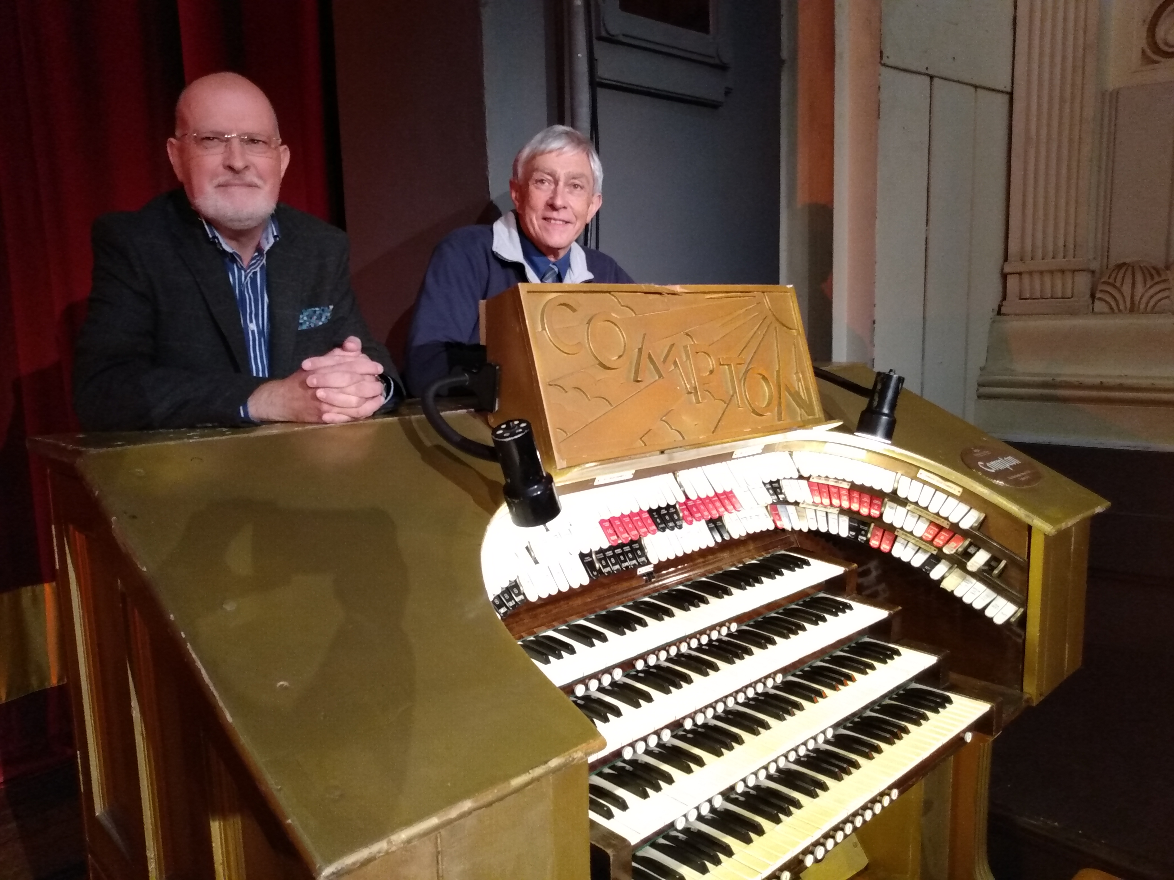 Bournemouth Pavilion Theatre's Compton organ