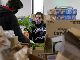 Food banks work during COVID pandemic to feed increasing number of hungry Ohio families