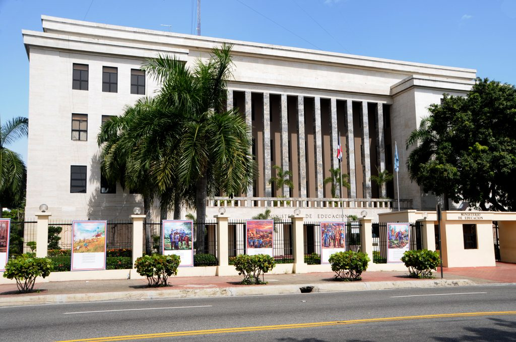 Llamada del vocero de Educación, Pesqueira