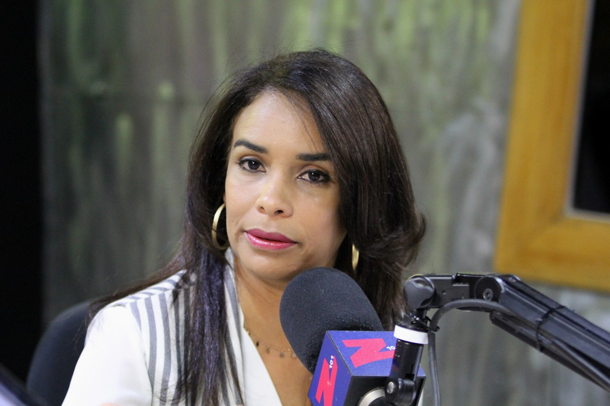 Claudia Franchesca ,directora del Intran