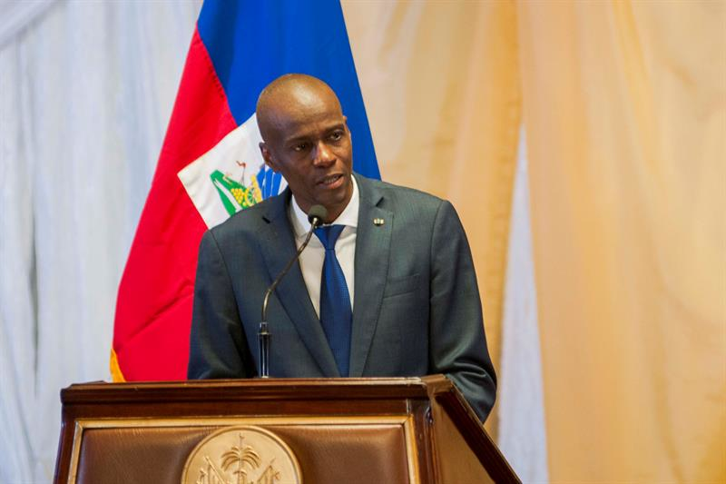 Haitianos dan hasta las 11:00 a. m. de este martes para que presidente renuncie