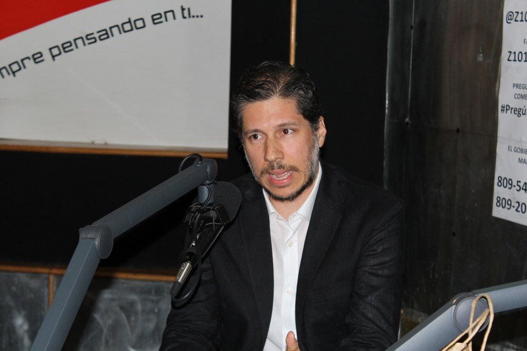 Mario Arvelo Caamaño Hijo