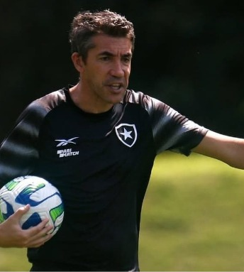 Botafogo em declínio com Bruno Lage