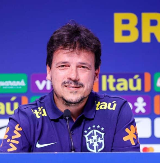 O Dinizismo leva tempo mas o tempo não está a favor do Diniz na Seleção Brasileira