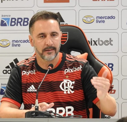 Técnico do Flamengo na corda bamba do futebol