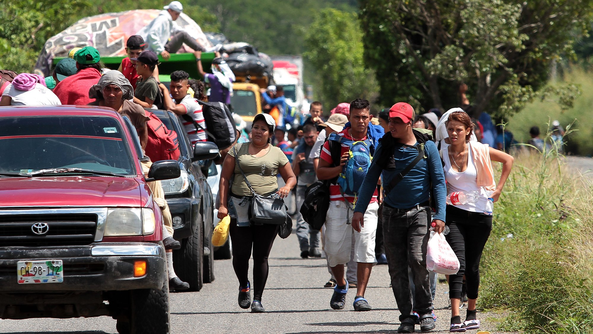 "Reducción de solicitudes de asilo a migrantes, medida electoral de Biden": Guillén