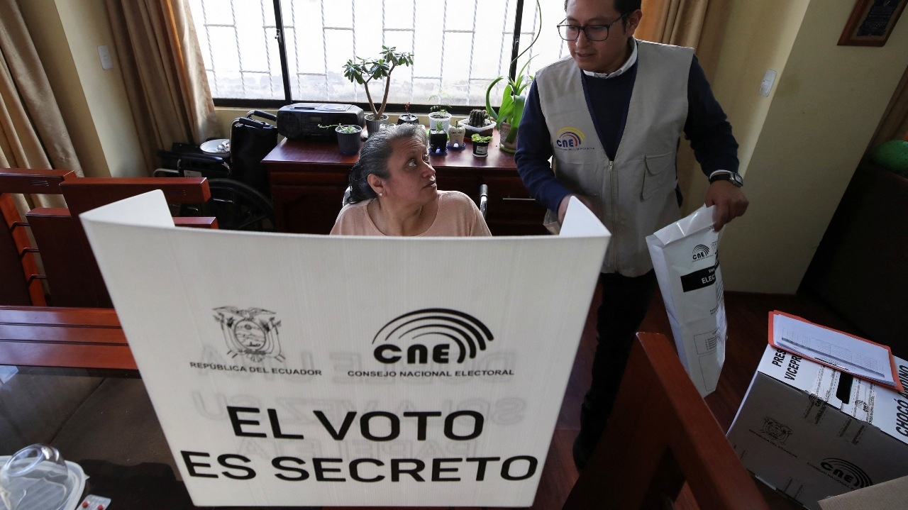 ¿Por qué habrá segunda vuelta en elecciones de Ecuador? Un especialista nos explica